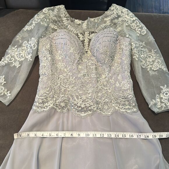 Women’s Gray Chiffon Full Length Formal Mother of the Bride Dress ZipBack Size 8 - Picture 14 of 15